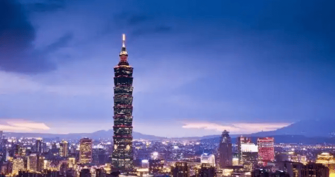 赖清德突然宣示“主权”,提出统一条件,马英九率团抵达大陆