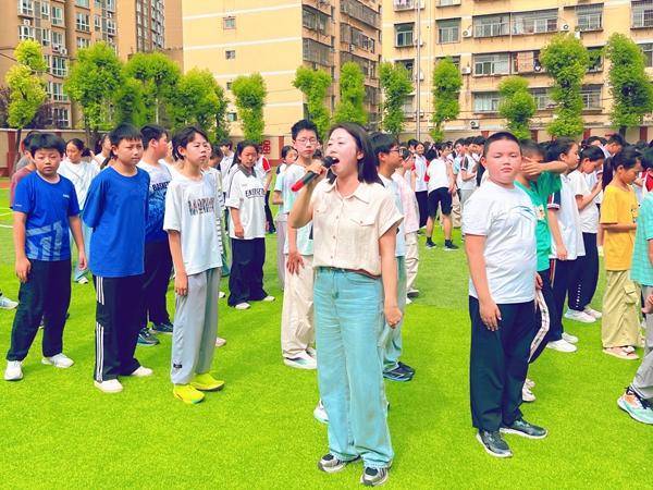 汉滨区江南小学开展“拥抱阳光，逐梦远航”心理团辅活动