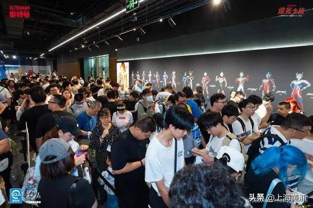 数十万00后涌入上海！黄浦这个区域搜索量上涨超800%，你来“轧闹猛”了吗？