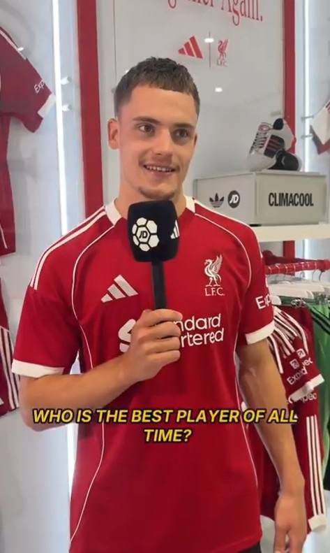 早报：利物浦中场莫顿1500万欧加盟里昂 曼联签塞斯科信心增强