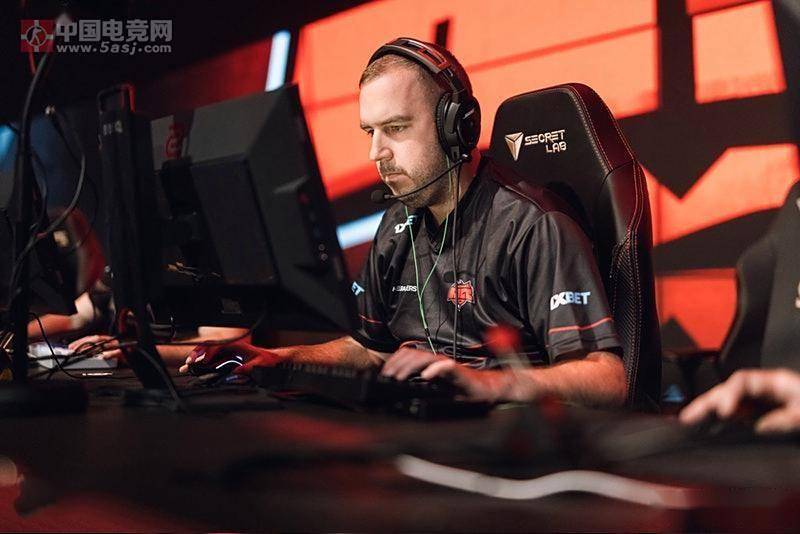 ‘老将不死’34岁狙神再就业!oskar加盟ALGO组国际纵队