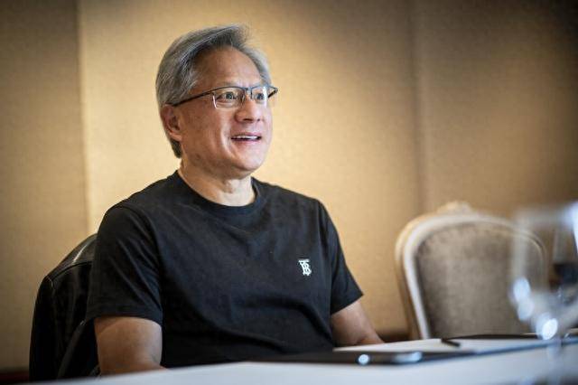 黄仁勋抛售英伟达股票，是财富规划，还是市场信号