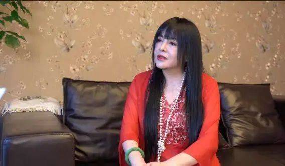 黄安突发讣告:著名歌手千百惠去世,享年62岁!