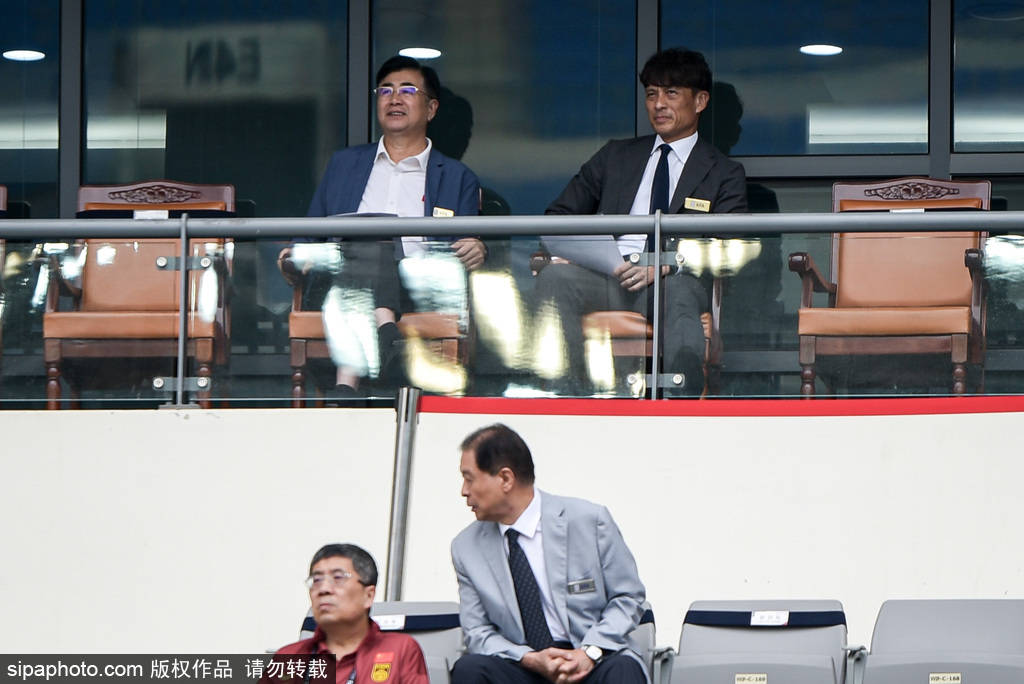 国安大胜背后的战术秘密与柏杨的神秘魅力:如何改变球队命运?