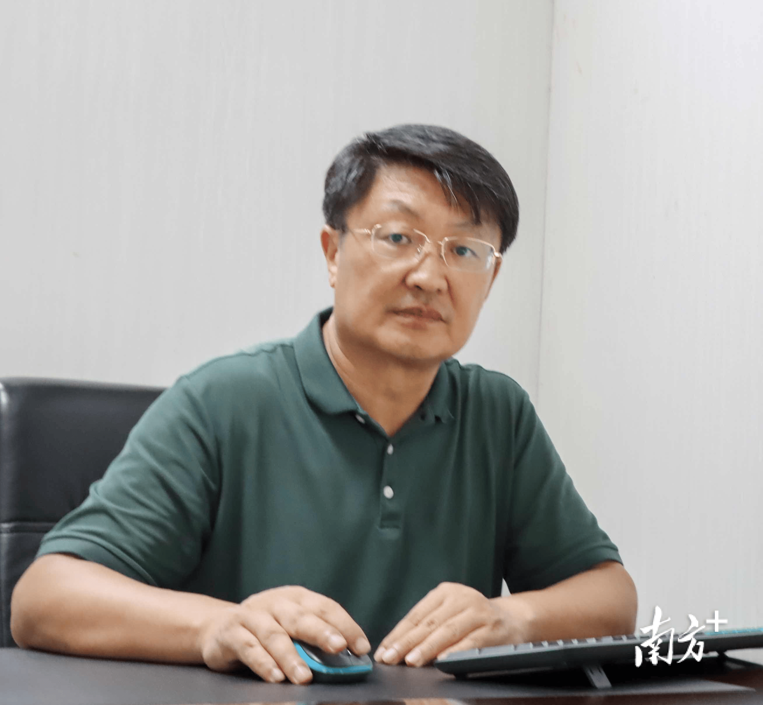 佛山市体育场馆中心主任郭益均： 世纪莲焕新登场迎“环保盛会”