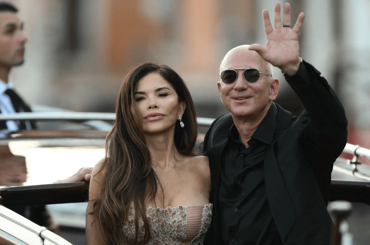 贝佐斯大规模抛售亚马逊股票，累计套现约407亿元人民币