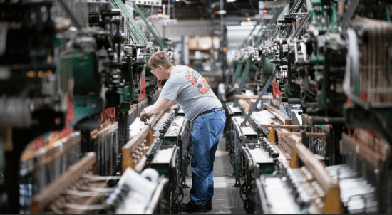 10月2日外盘头条：马斯克净资产接近5000亿美元 英国拟对新上市公司股票免征印花税 英特尔拟为AMD代工芯片