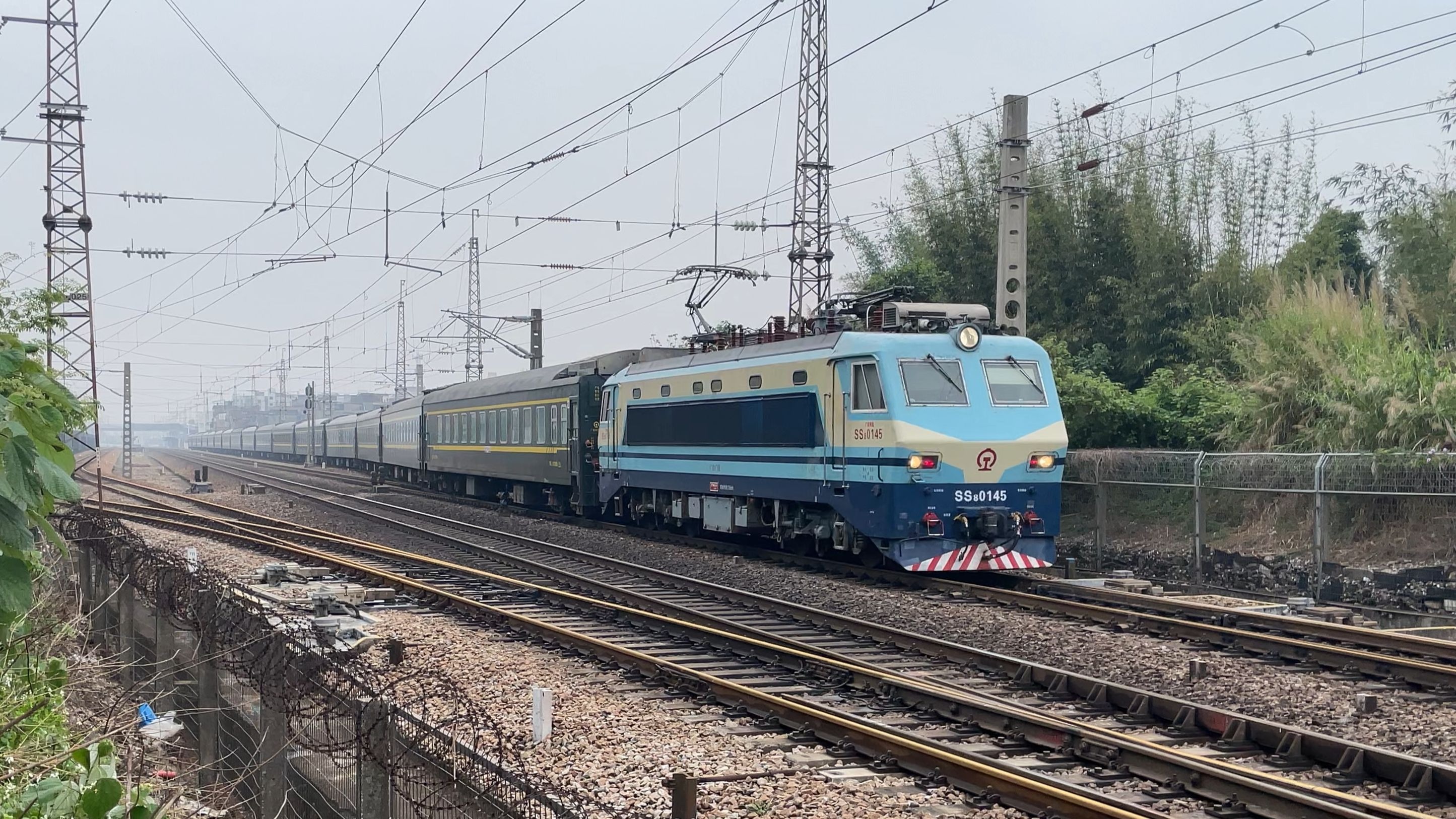 广深铁路股票(广深铁路股票业绩预测)